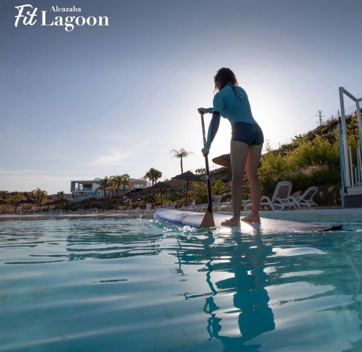 Paddle surf en Alcazaba Lagoon